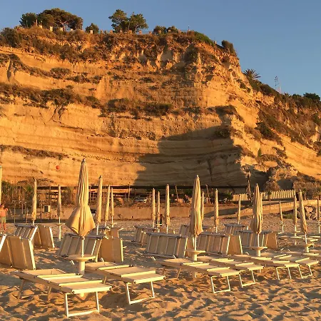 فندق Tui Blue Tropea سانتا دومينيكا