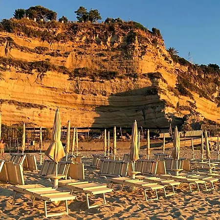 Tui Blue Tropea 4*