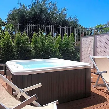 Отель Tui Blue Tropea 4*