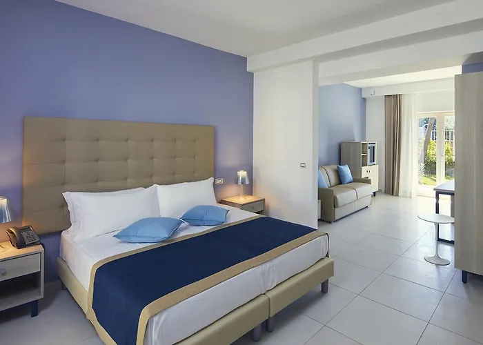 Tui Blue Tropea 4*