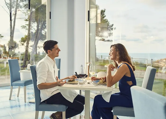 Tui Blue Tropea מלון 4*