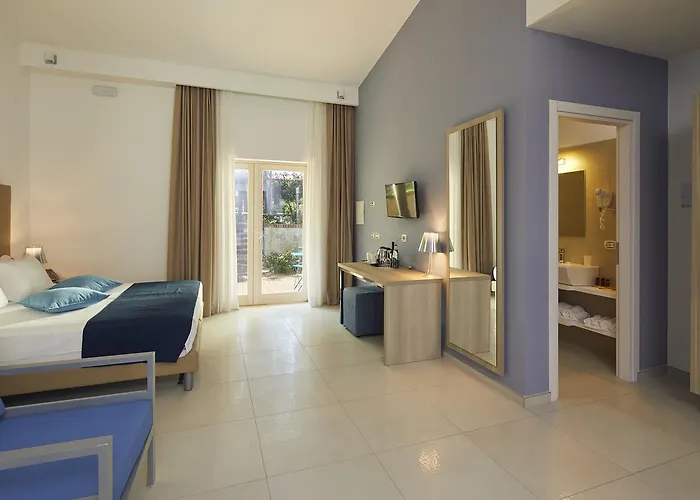 מלון Tui Blue Tropea סנטה דומניקה